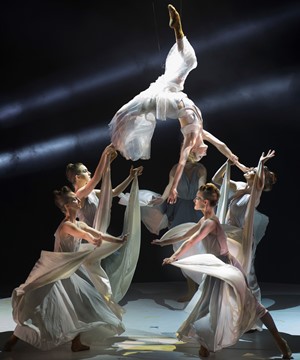 Quixotic Cirque Nouveau