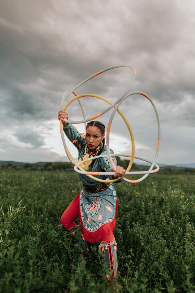 hula hoop dance